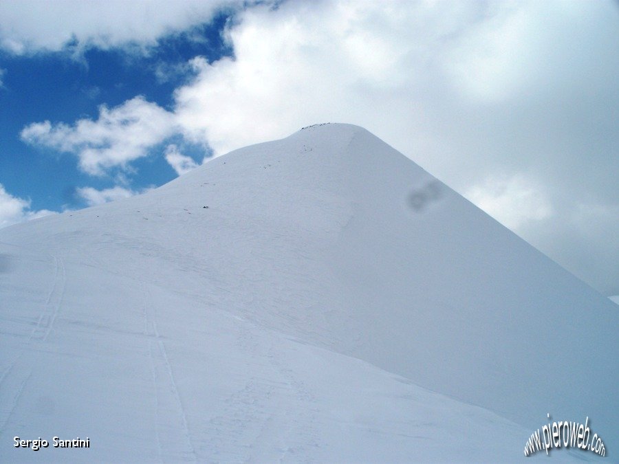 06 Piramide finale del P. Uter.JPG